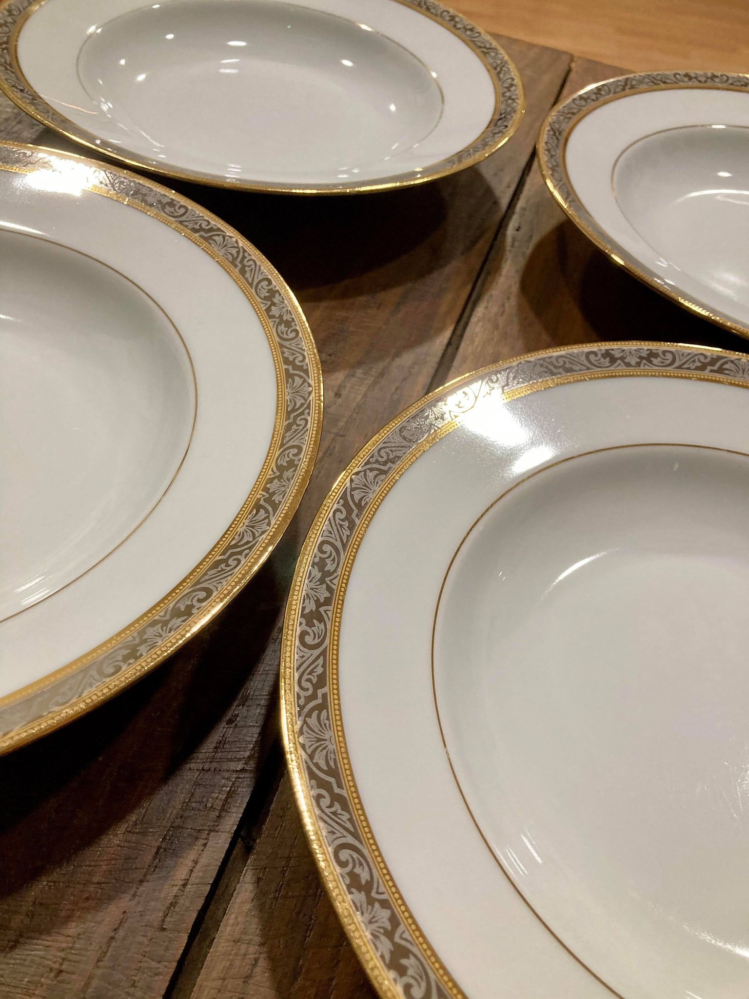 Set of 6 porcelain plates Thierry de Zélicourt