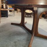 Baumann oval table circa 1960 for 12 guests