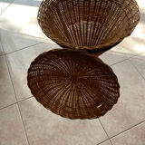 Tripod rattan worker