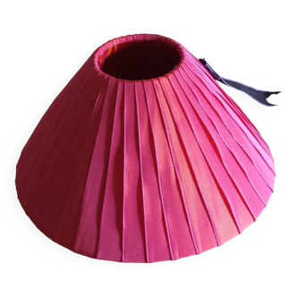 Pink moiré lampshade
