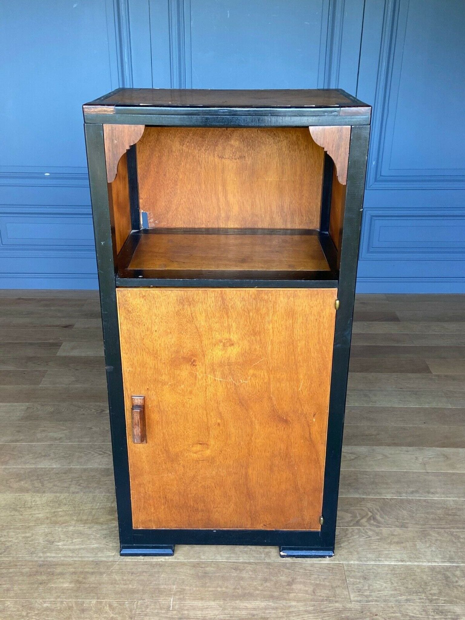 Furniture art deco a niche door 1930