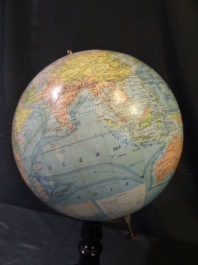 Globe Forest early XXth diameter 37 cm