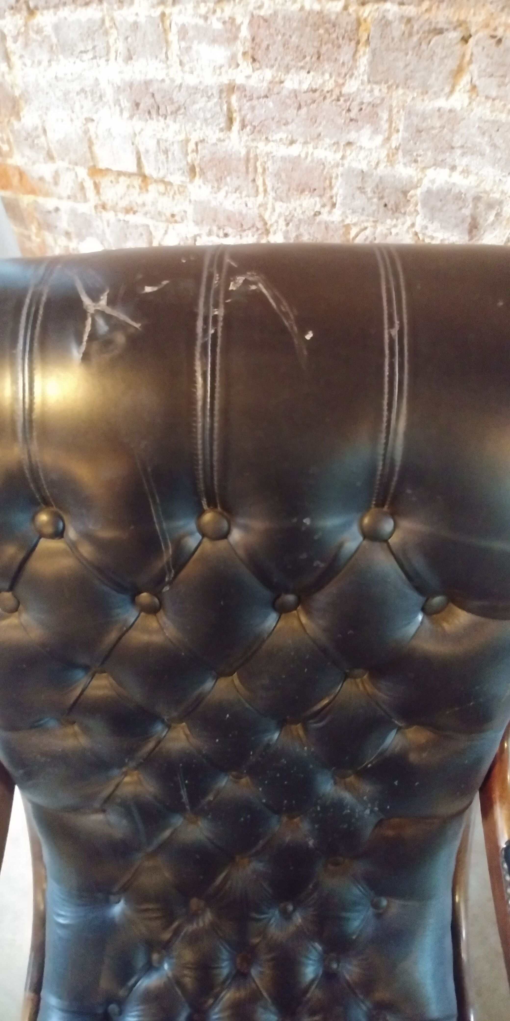 Chesterfield Victoria