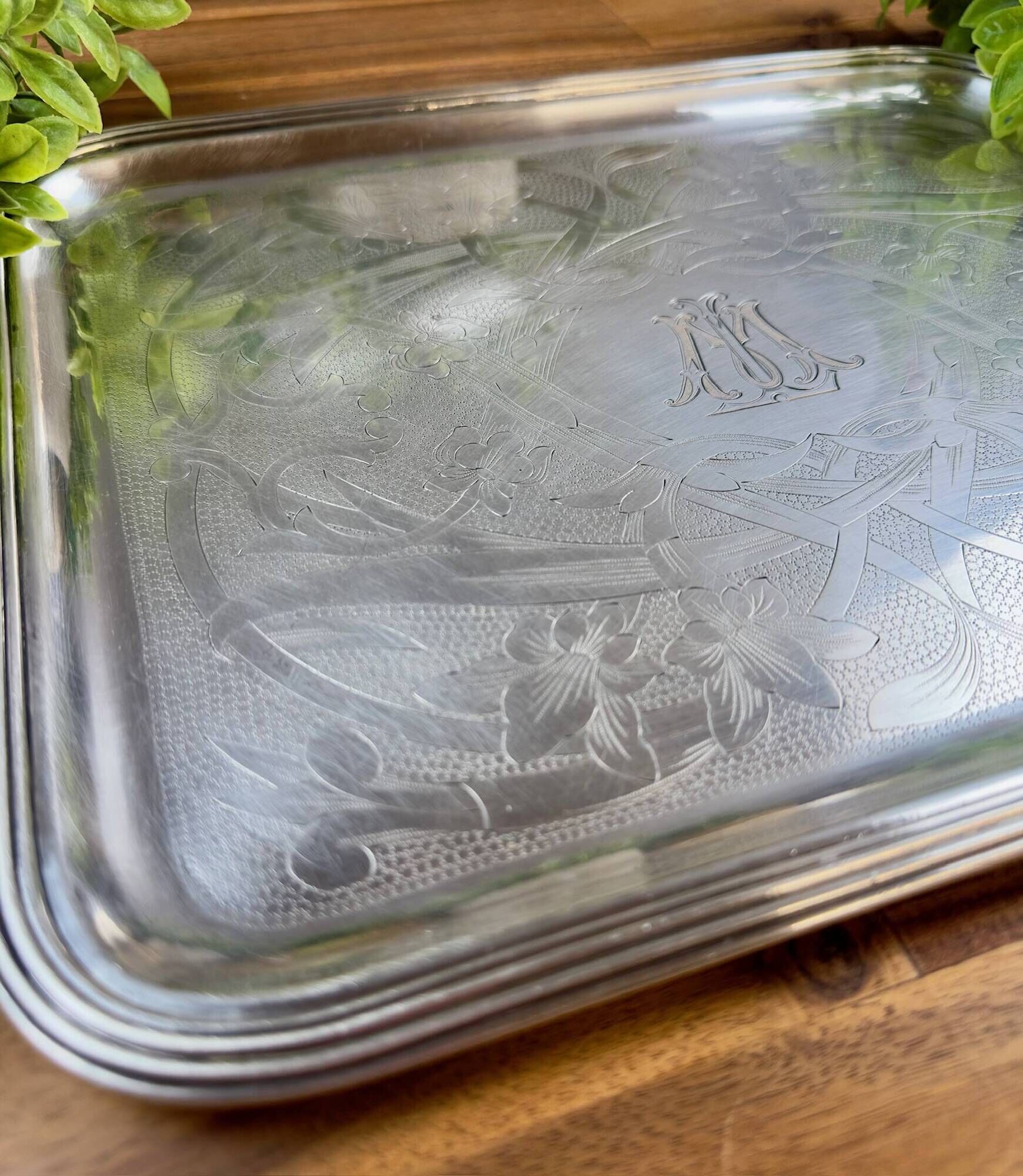 Silver-plated metal tray by Christofle – Floral decoration and monogram