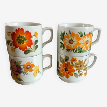 4 tasses décor de fleurs, années 70