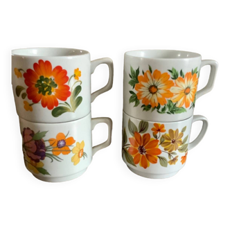 4 tasses décor de fleurs, années 70
