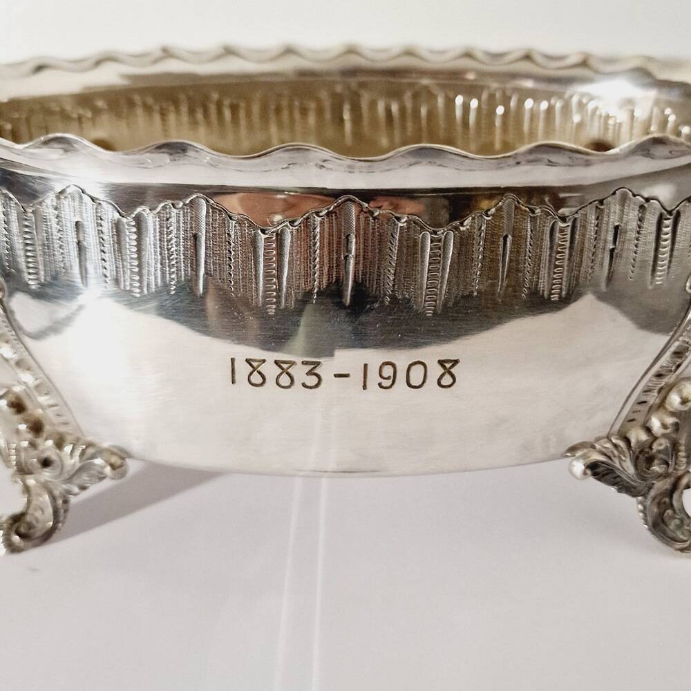 Vintage Wiskemann silver metal planter