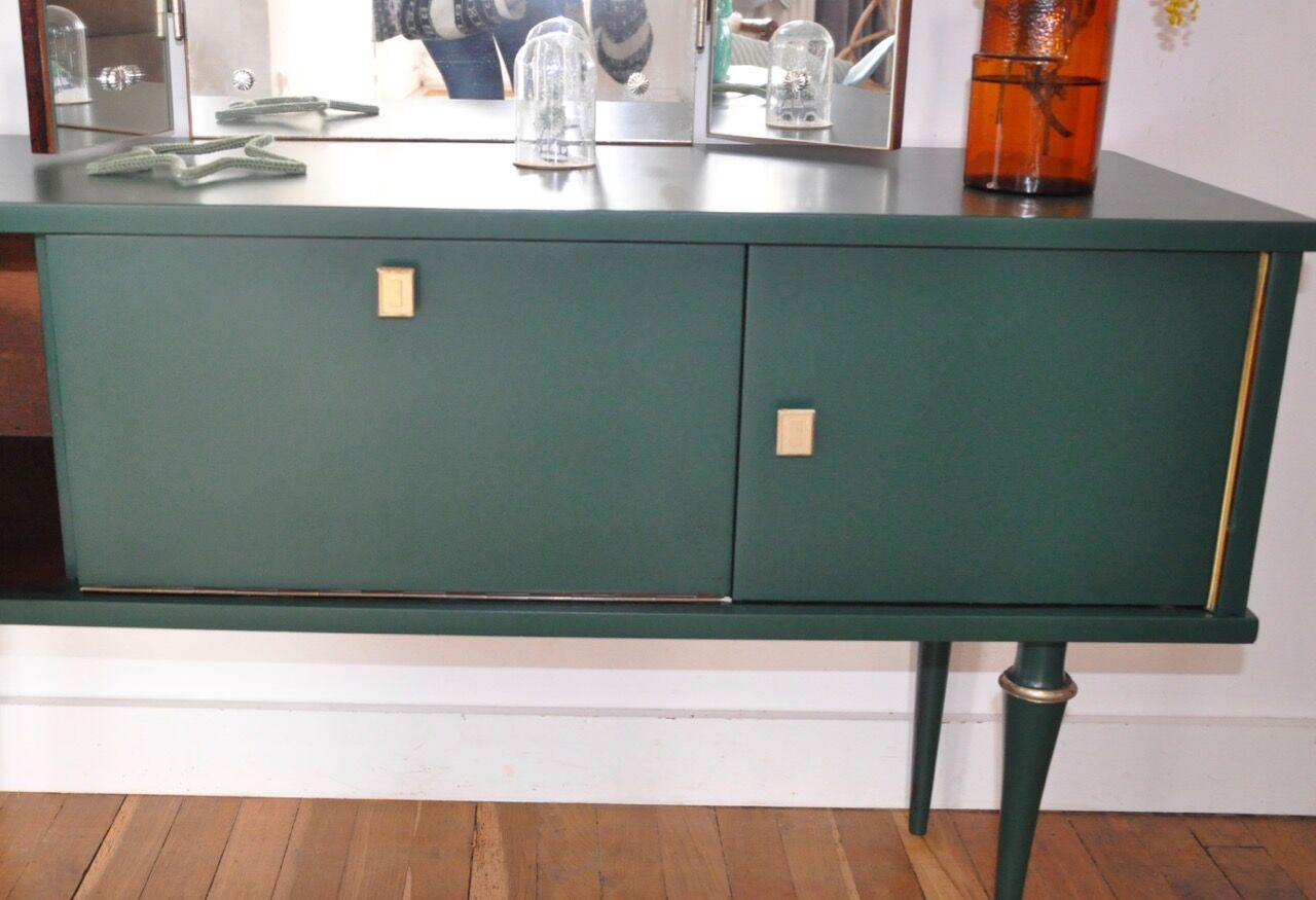 Hairdresser 60 years