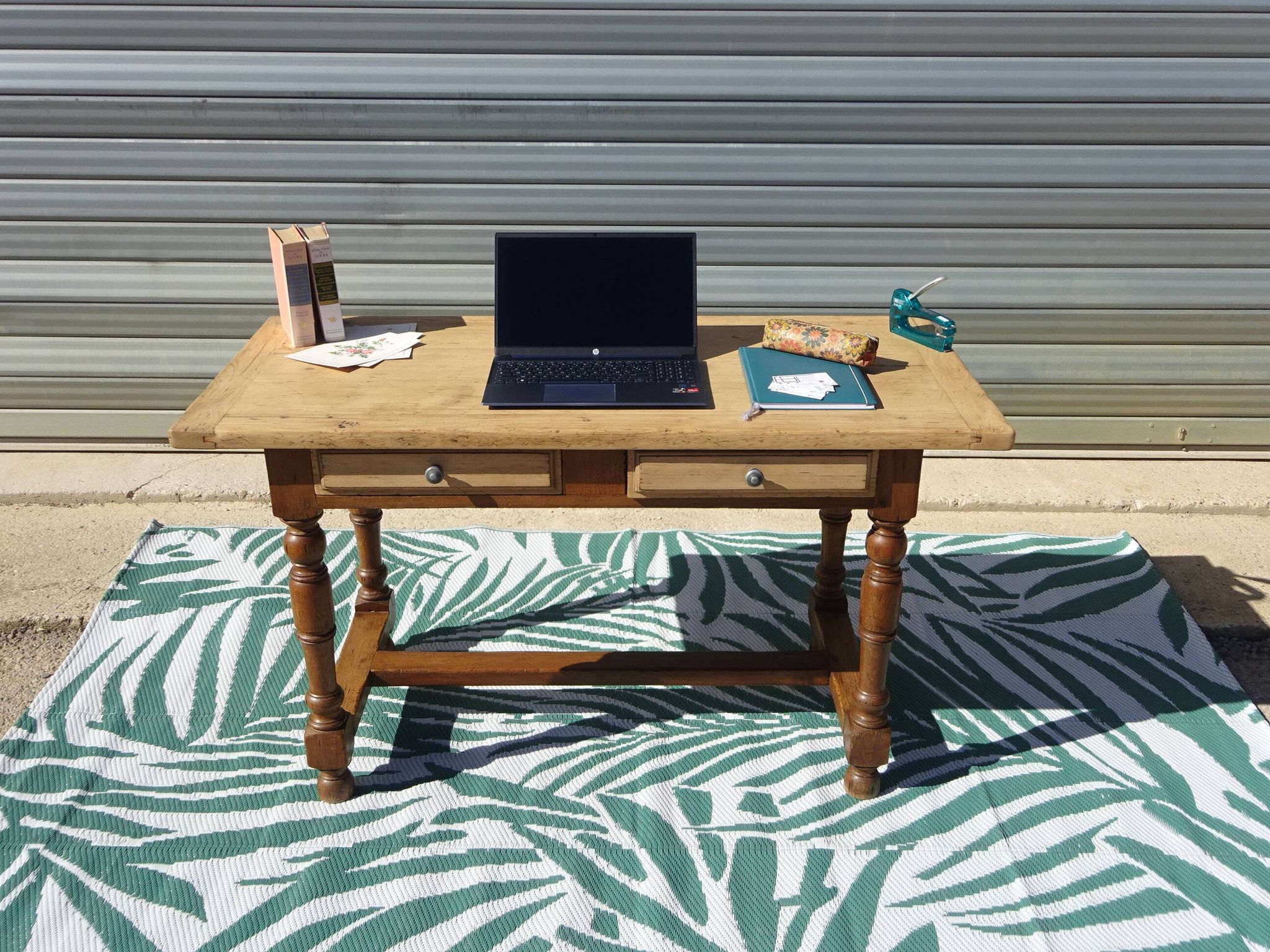 Table bureau en chêne masssif
