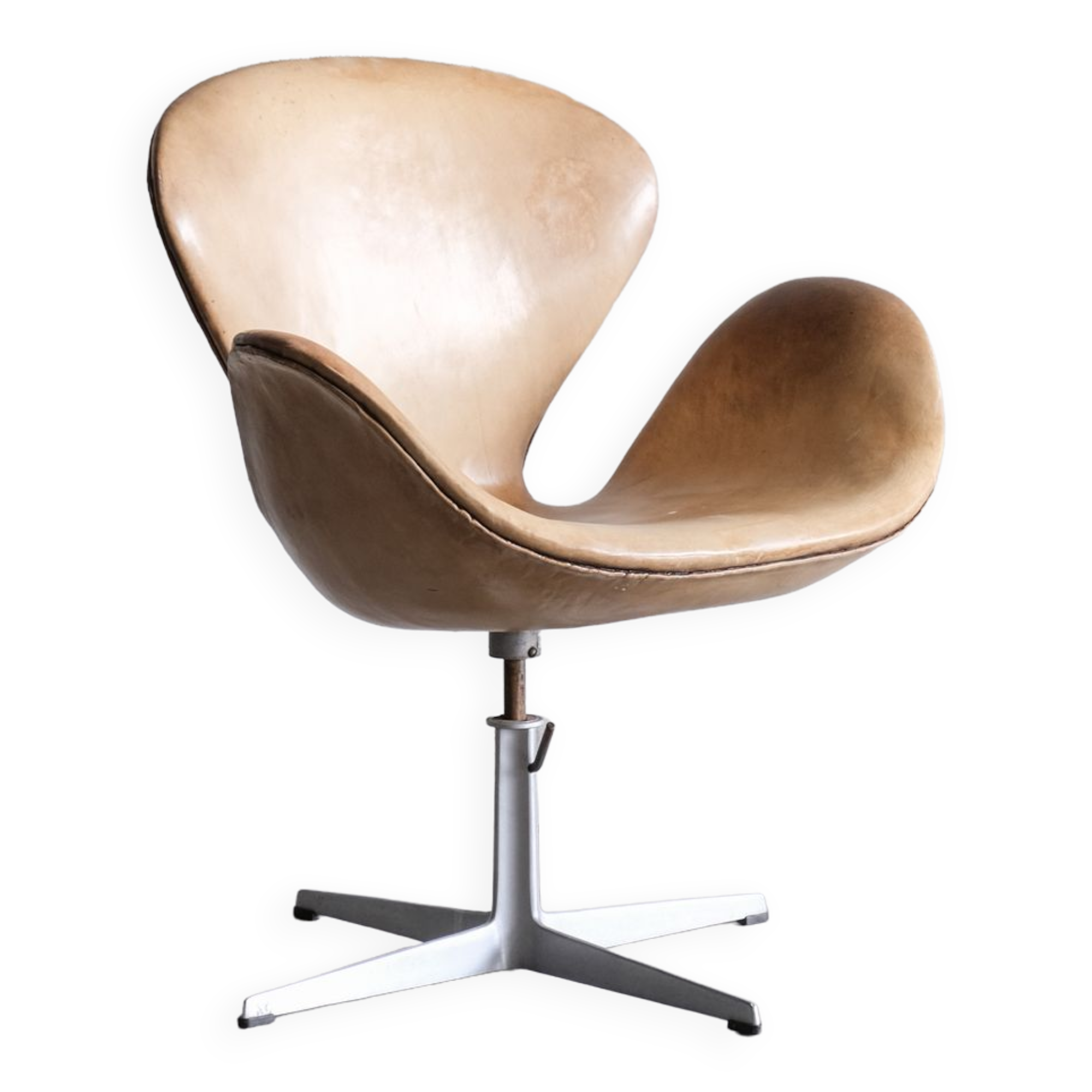 Swan chair by Arne Jacobsen 1971