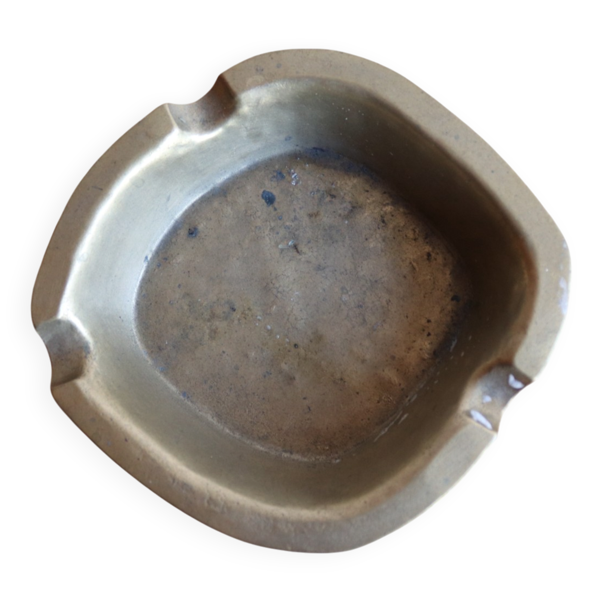 Vintage ashtray in solid brass
