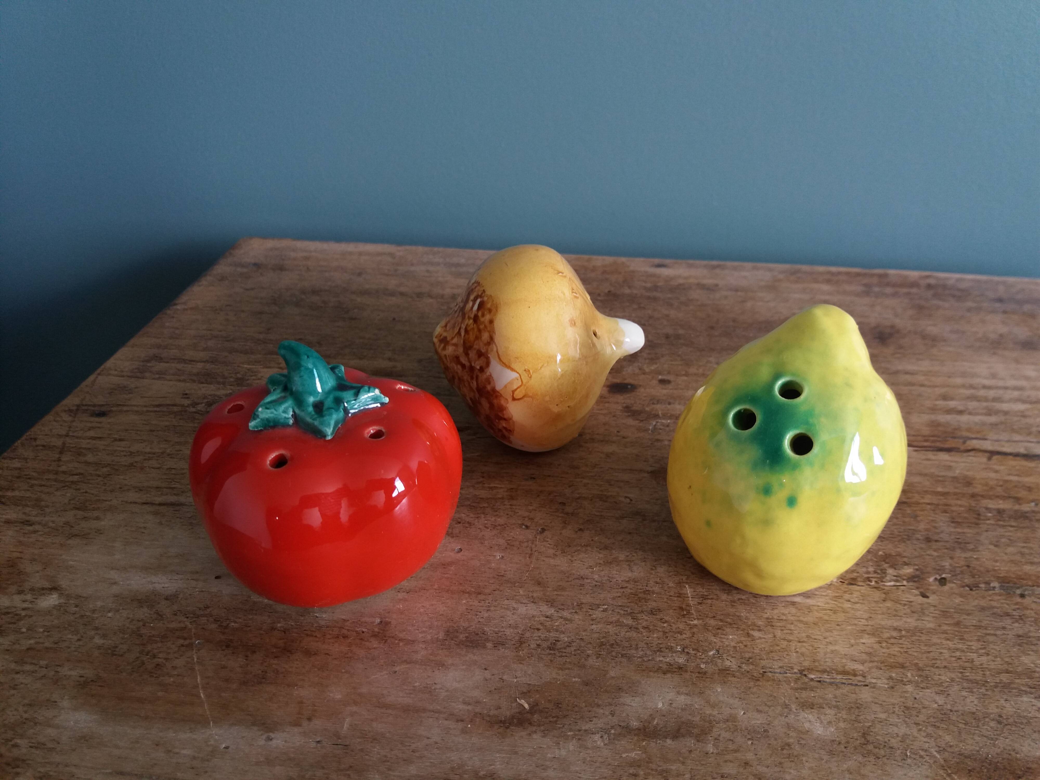 salt shaker pepper slushie tomato onion lemon