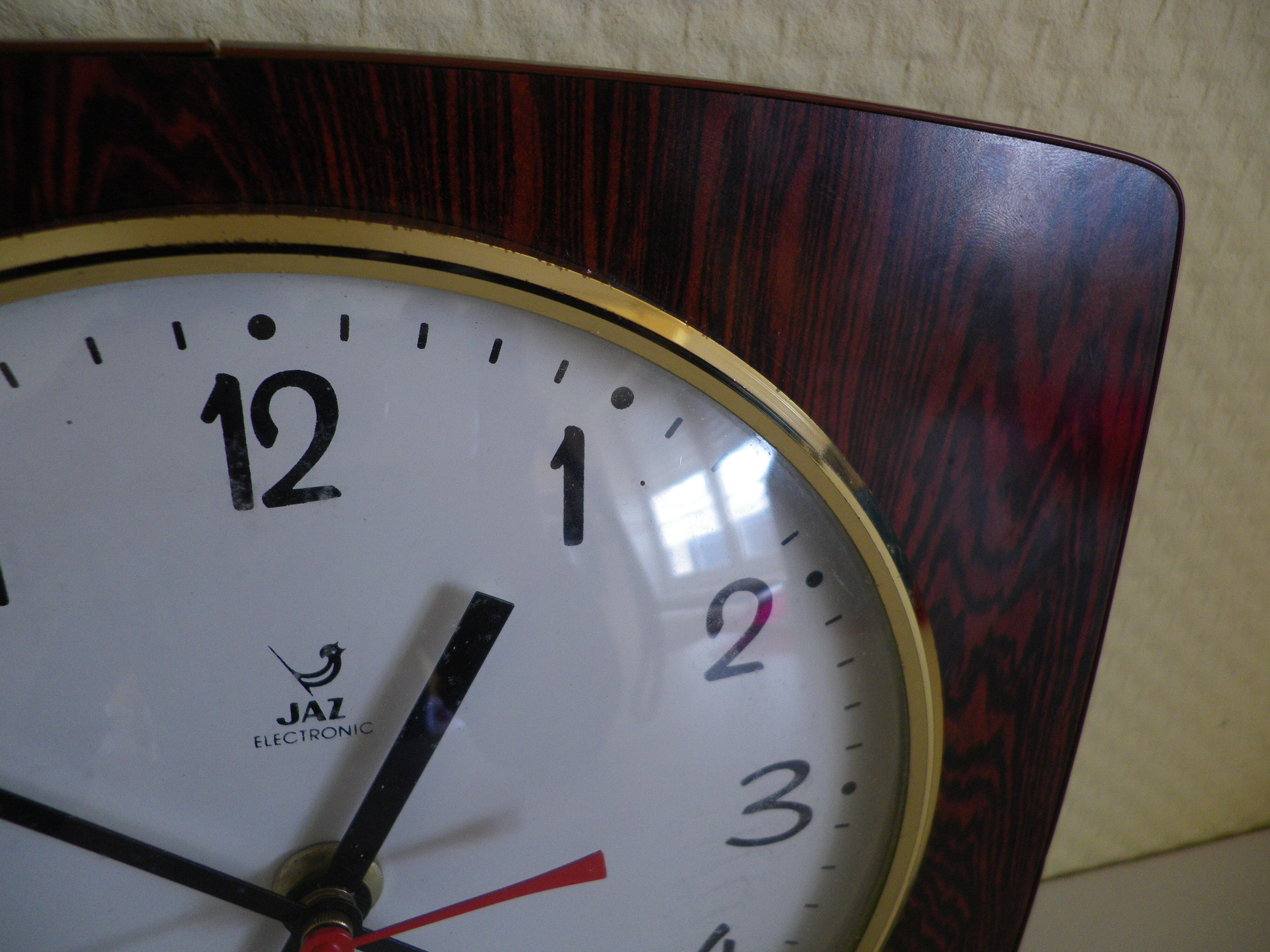 Electronic "Jaz" clock in formica, glass and brass - France - 60s