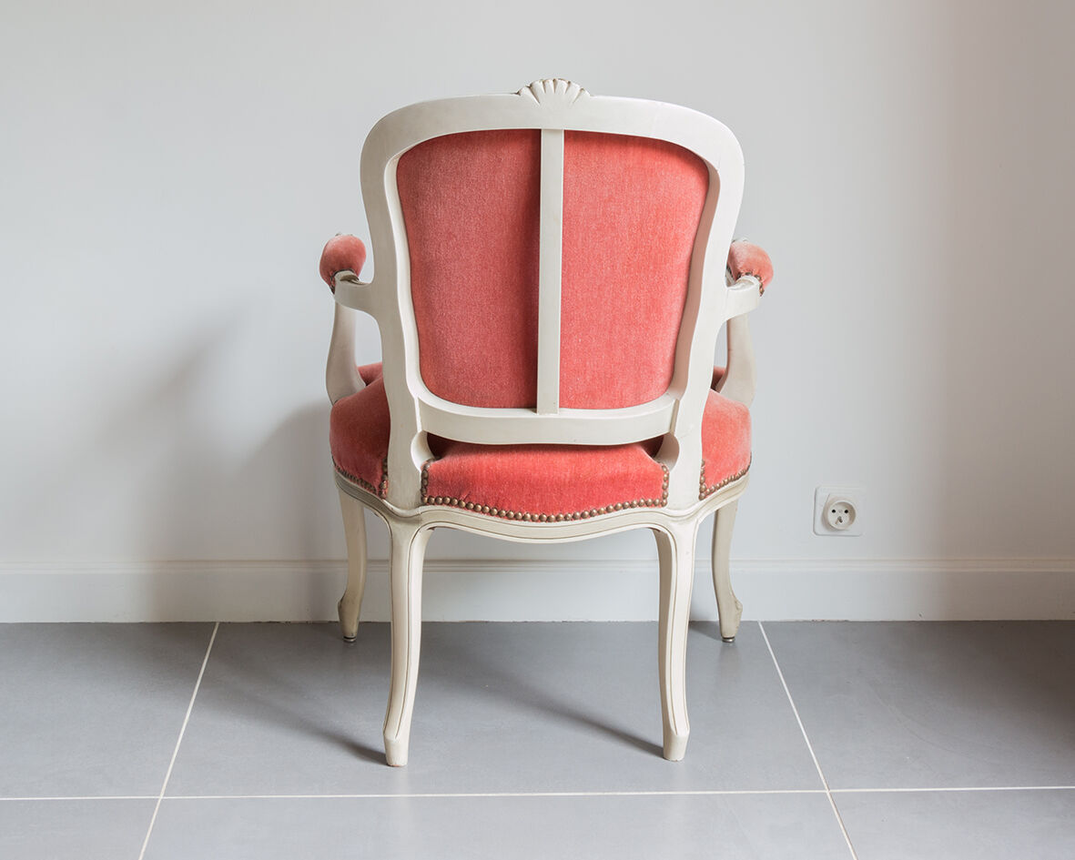 Velvet convertible chair