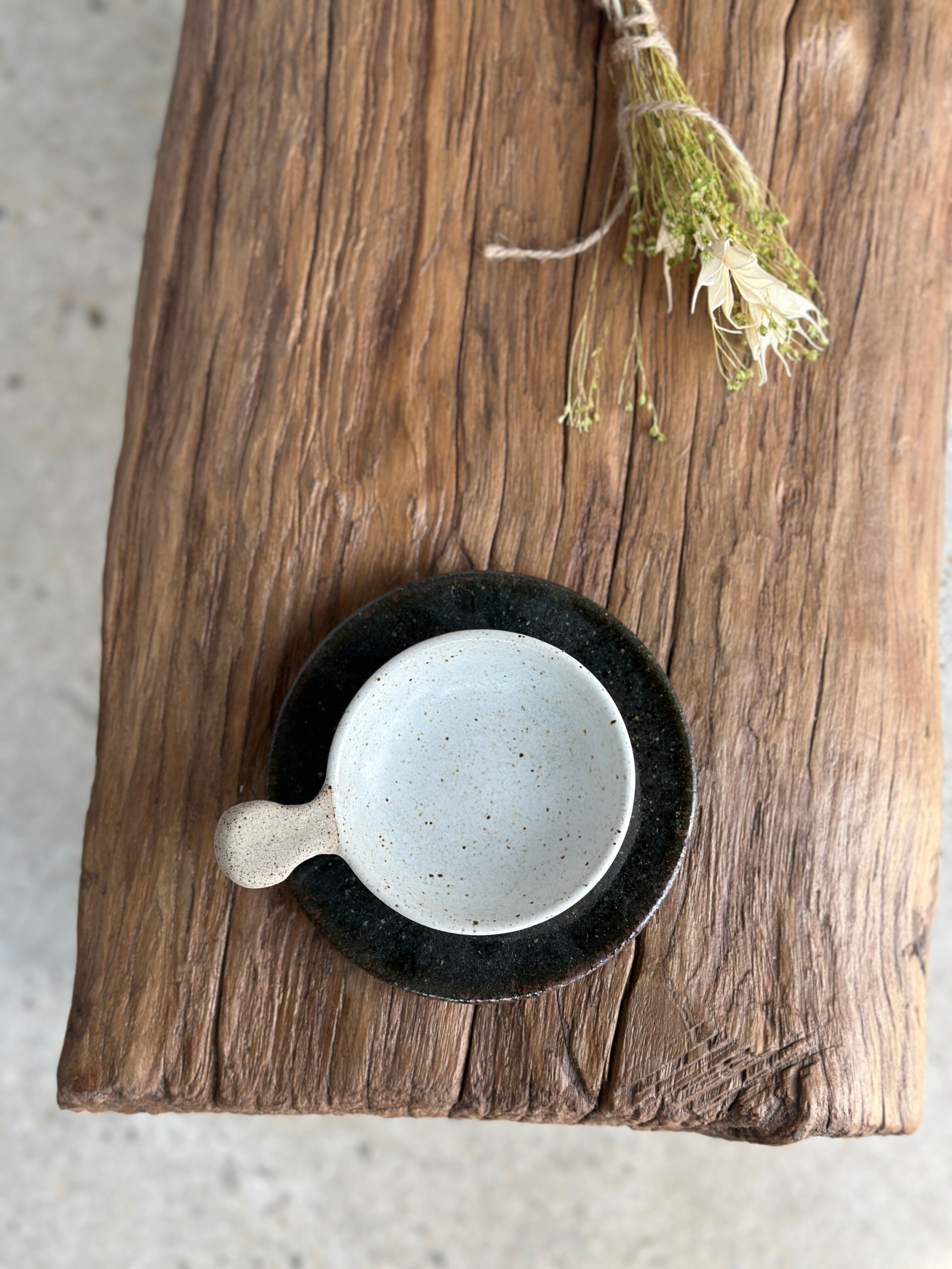 Small side table or stool in blond teak H:30 L43 l27