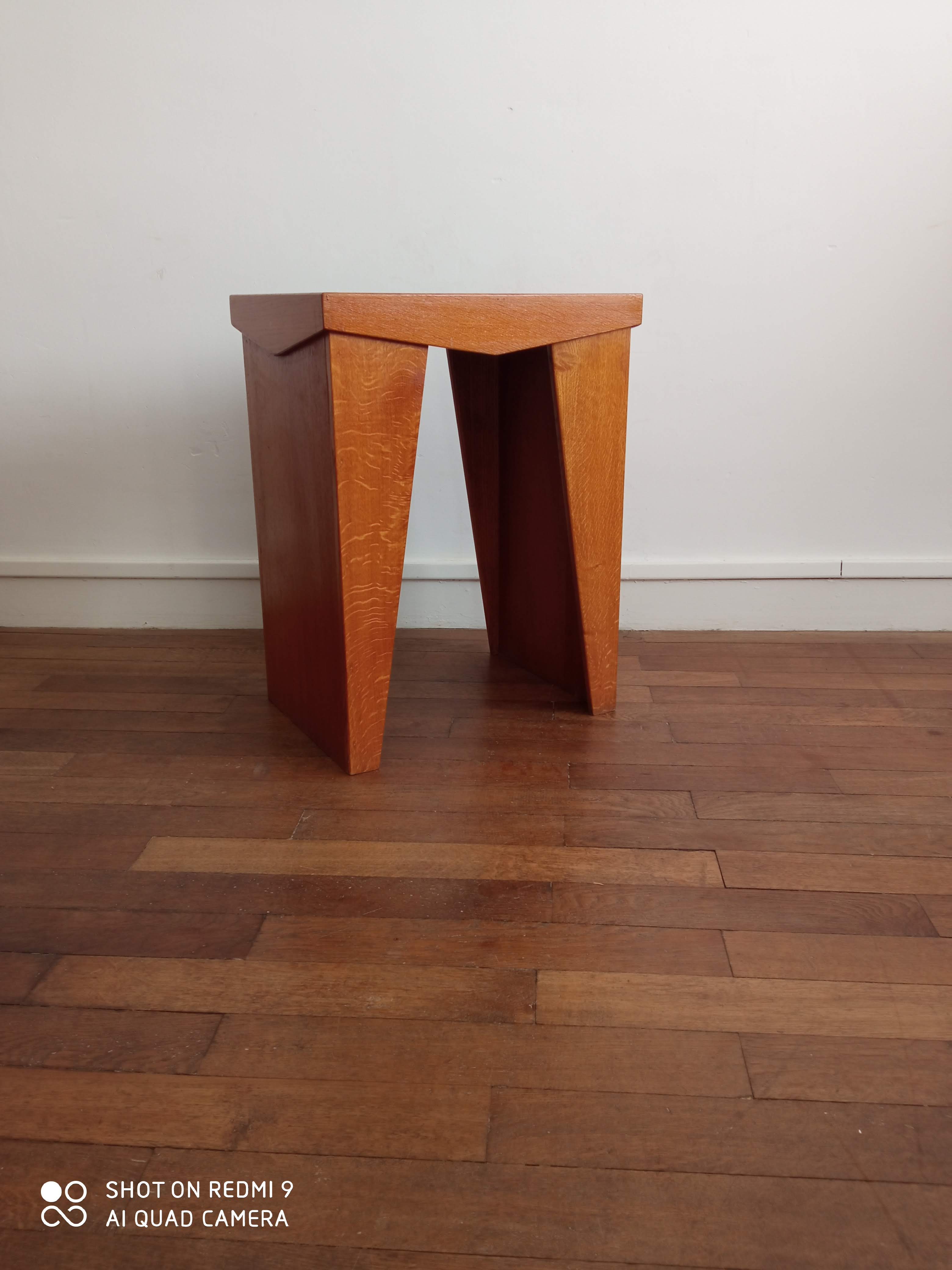 Vintage sofa tip in blond wood