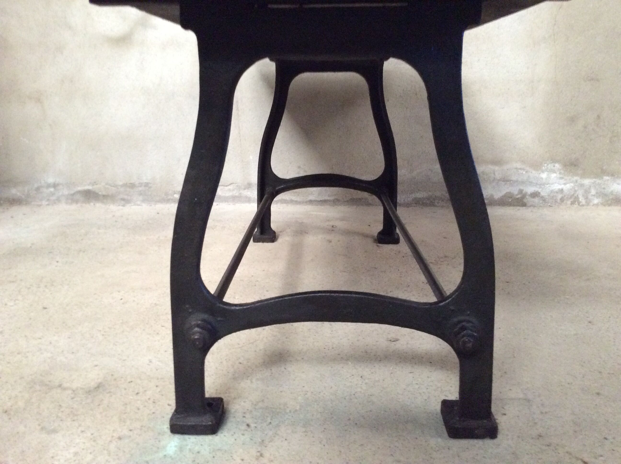 Industrial dining table solid wood cast foot cast iron