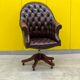 Fauteuil chesterfield directors en cuir brun