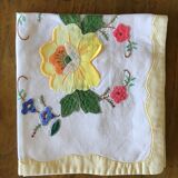 set of 4 embroidered placemats