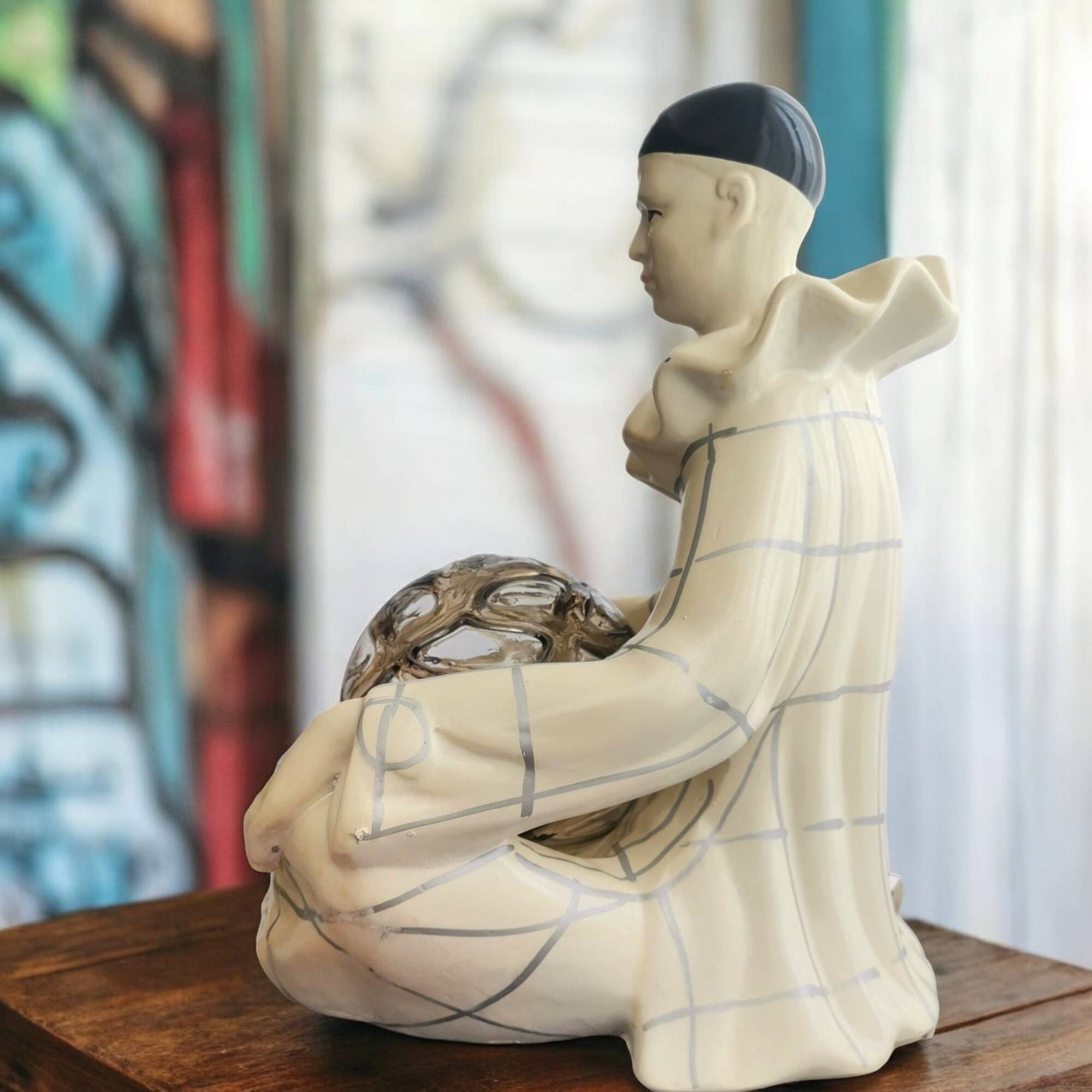 Vintage italian pierrot art deco lamp