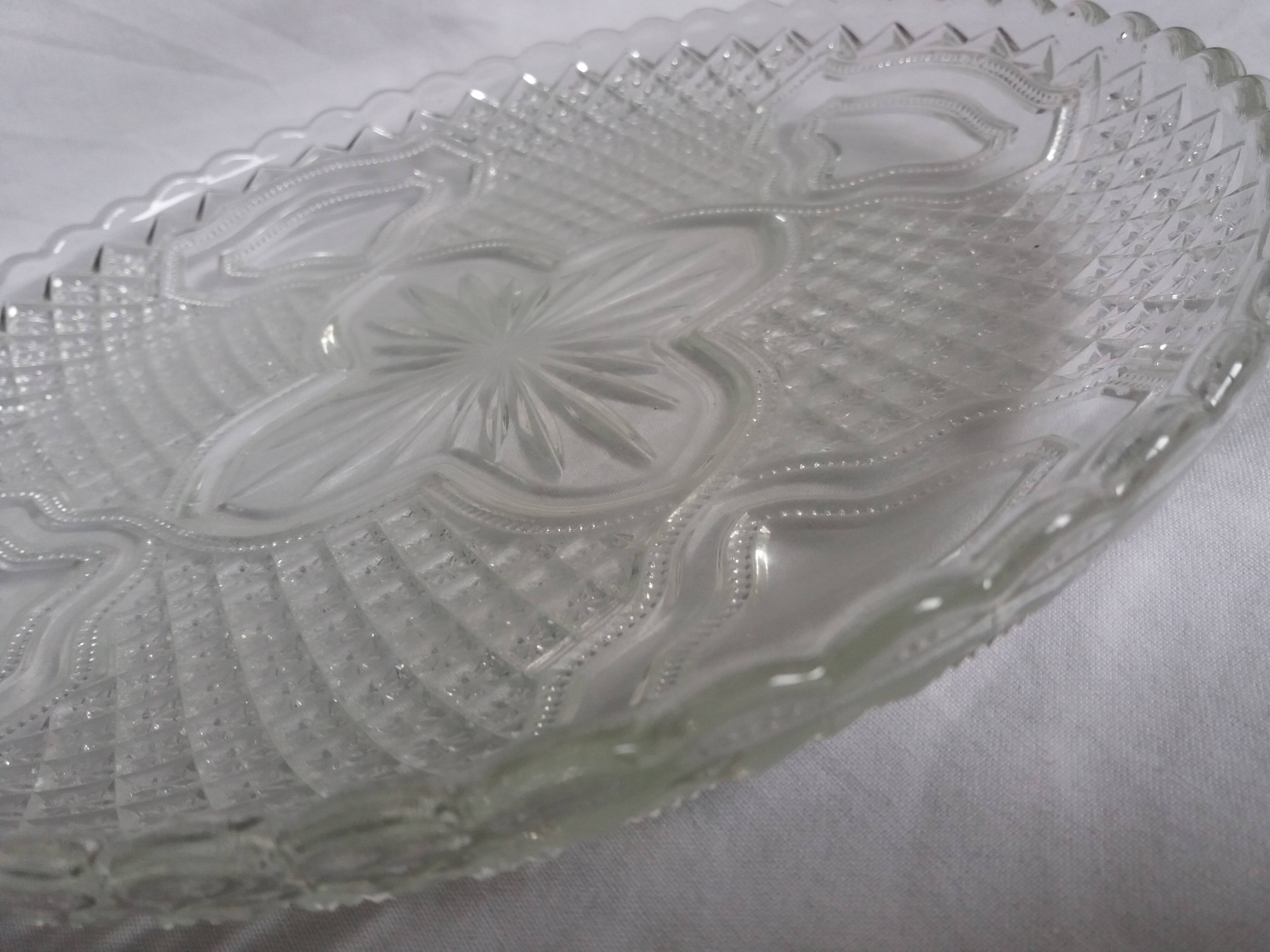 Chiseled glass dish