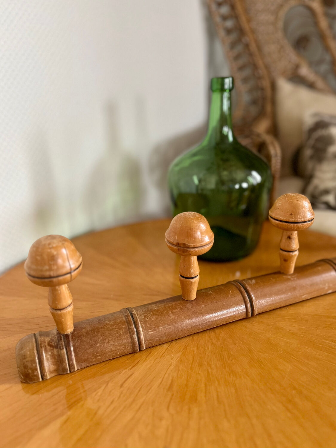 Coat rack hook in natural wood late 19th century