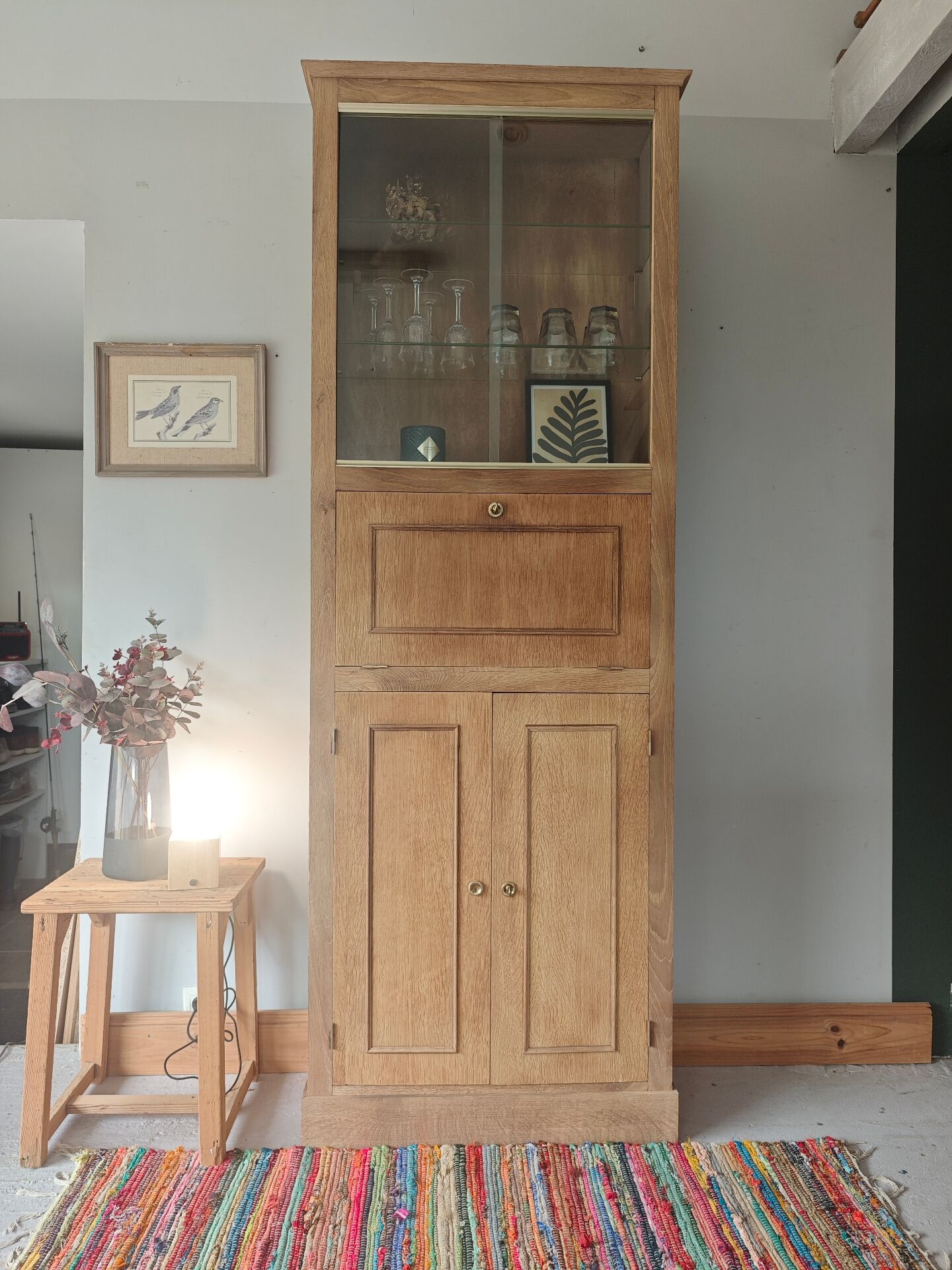 Secretary cabinet