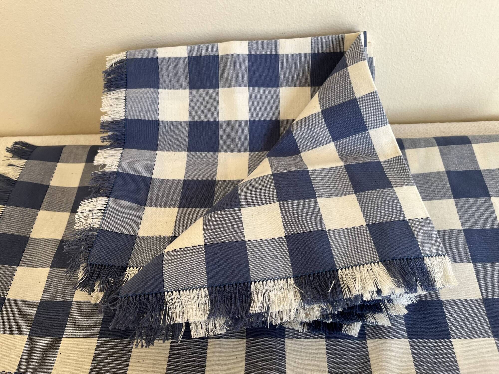 New fringed XL Vichy canvas tablecloth with 14 napkins, width 210cm.
