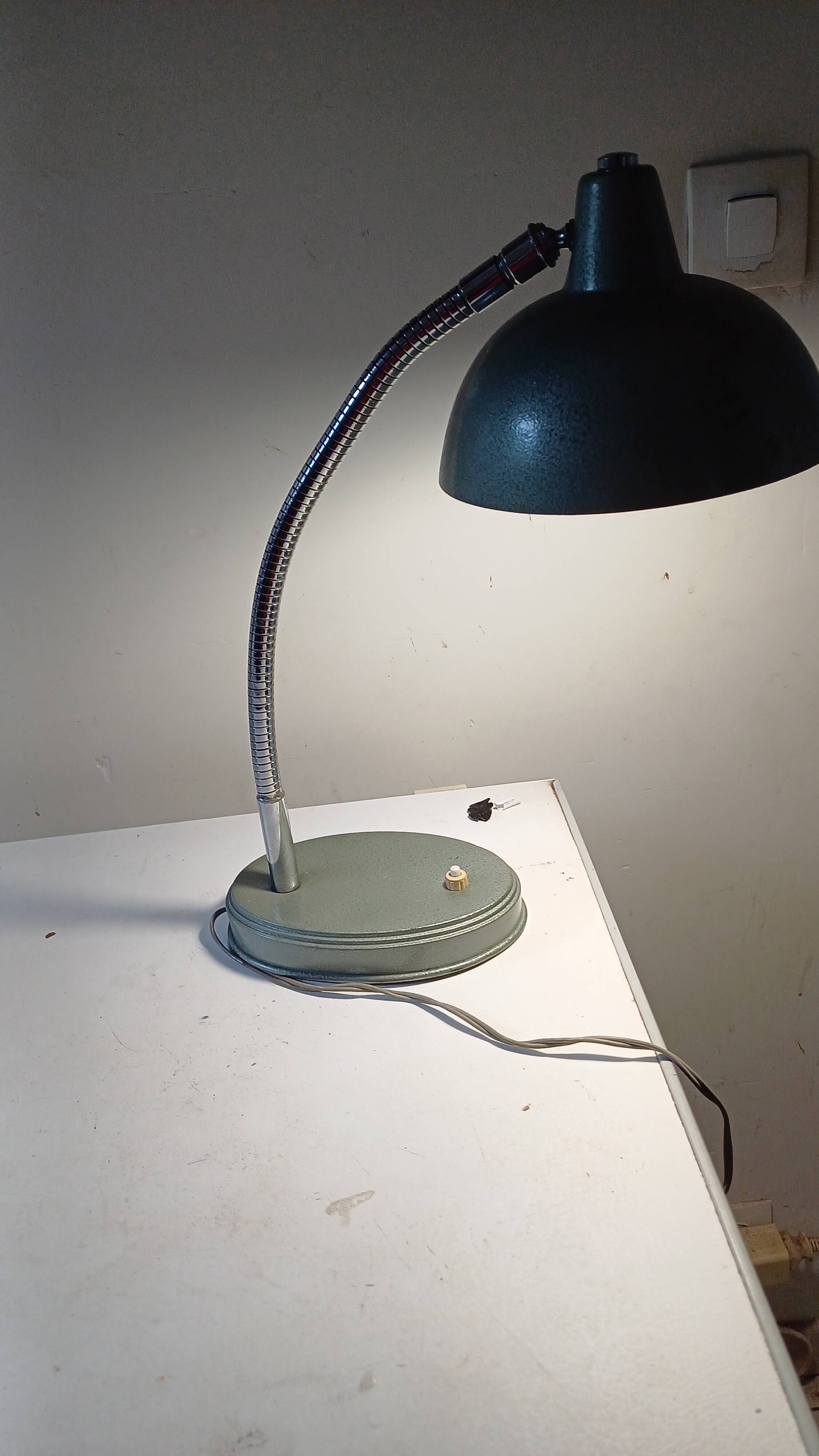 60s Green Metallic Lamp