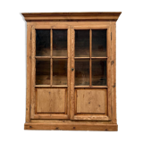 Chic display cabinet in pine (renovated)