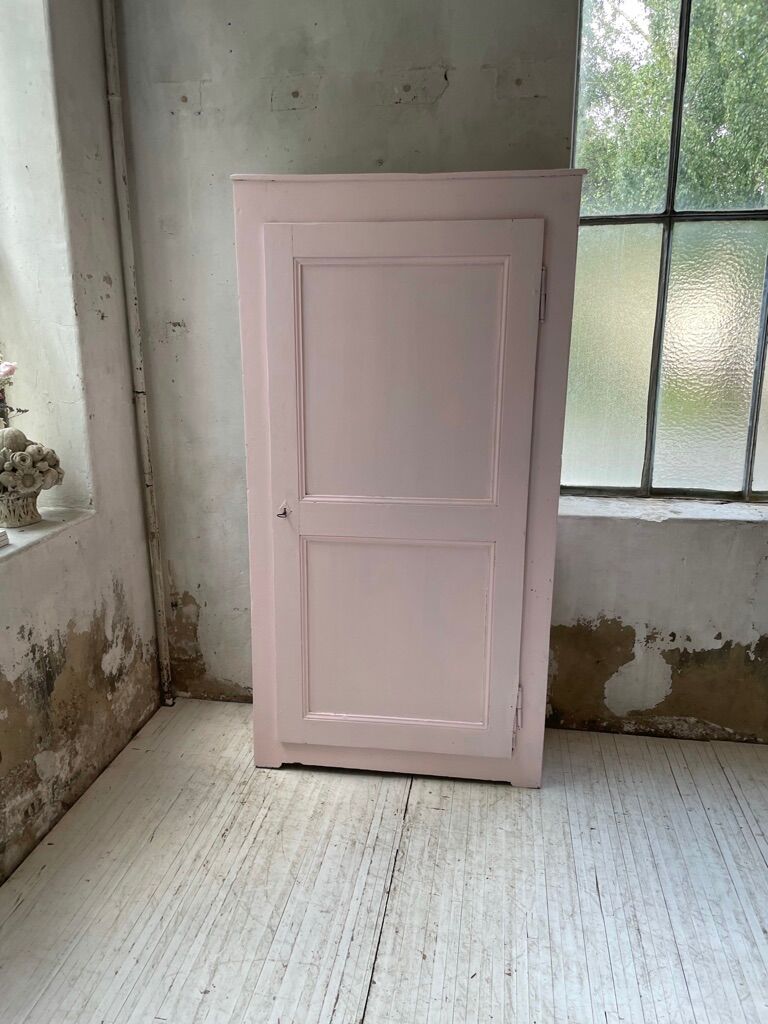 Pink cupboard