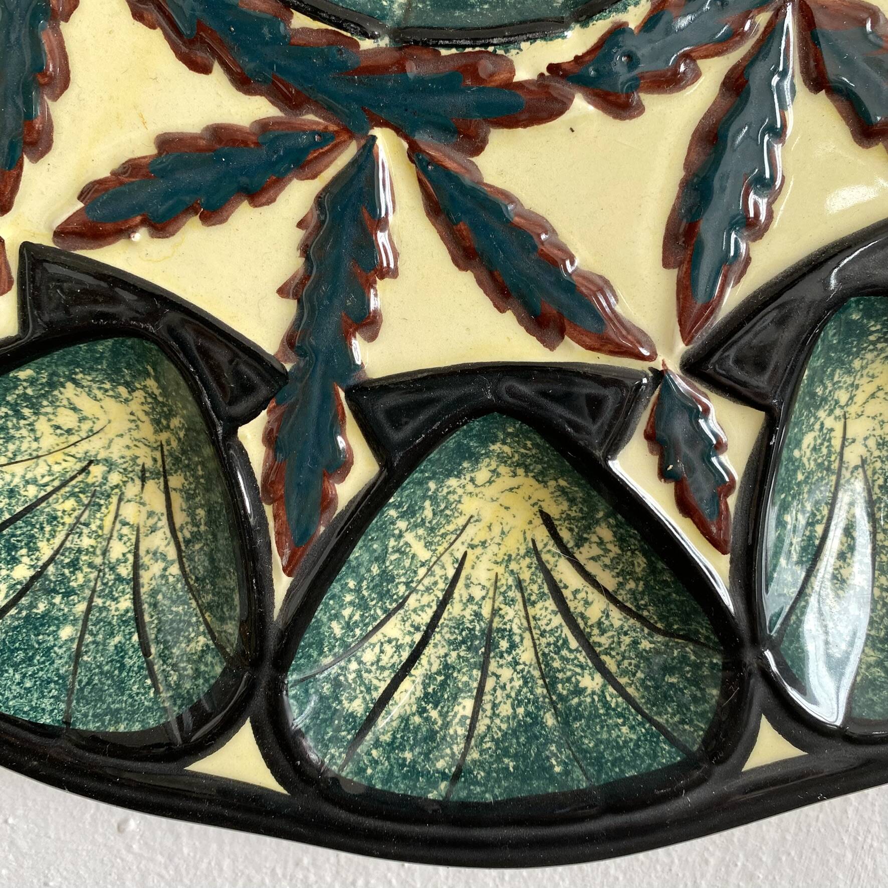 Vintage oyster dish St Jean de Bretagne
