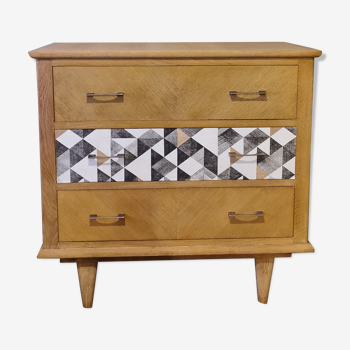 Vintage chest of drawers