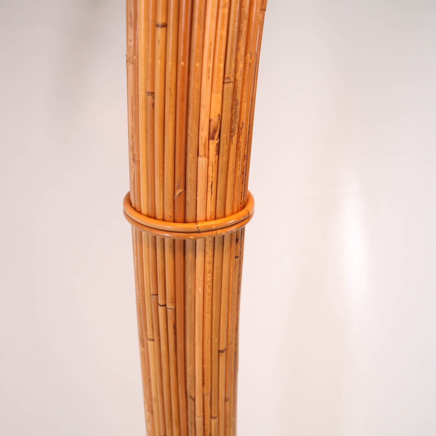 "Palm/coconut tree" floor lamp in rattan