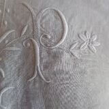 Cloth, rustic cotton canvas, light ivory.