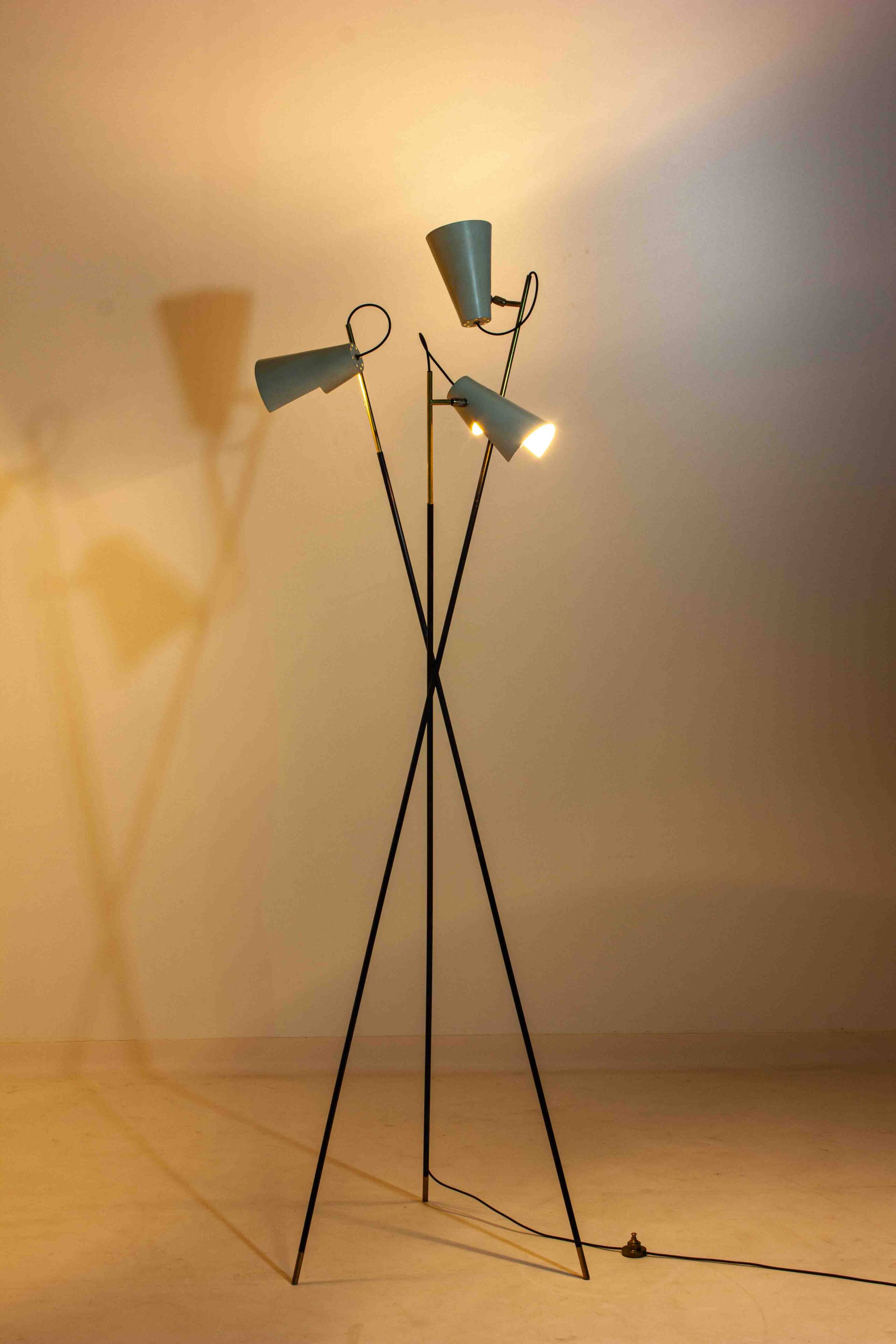 Unique tripod floor lamp by Stilnovo with white shades, Italy 1960s