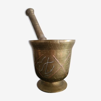 Apothecary mortar and its pestle