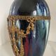 Vase en céramique à coulures d’émail, monture en laiton, vers 1920, Be