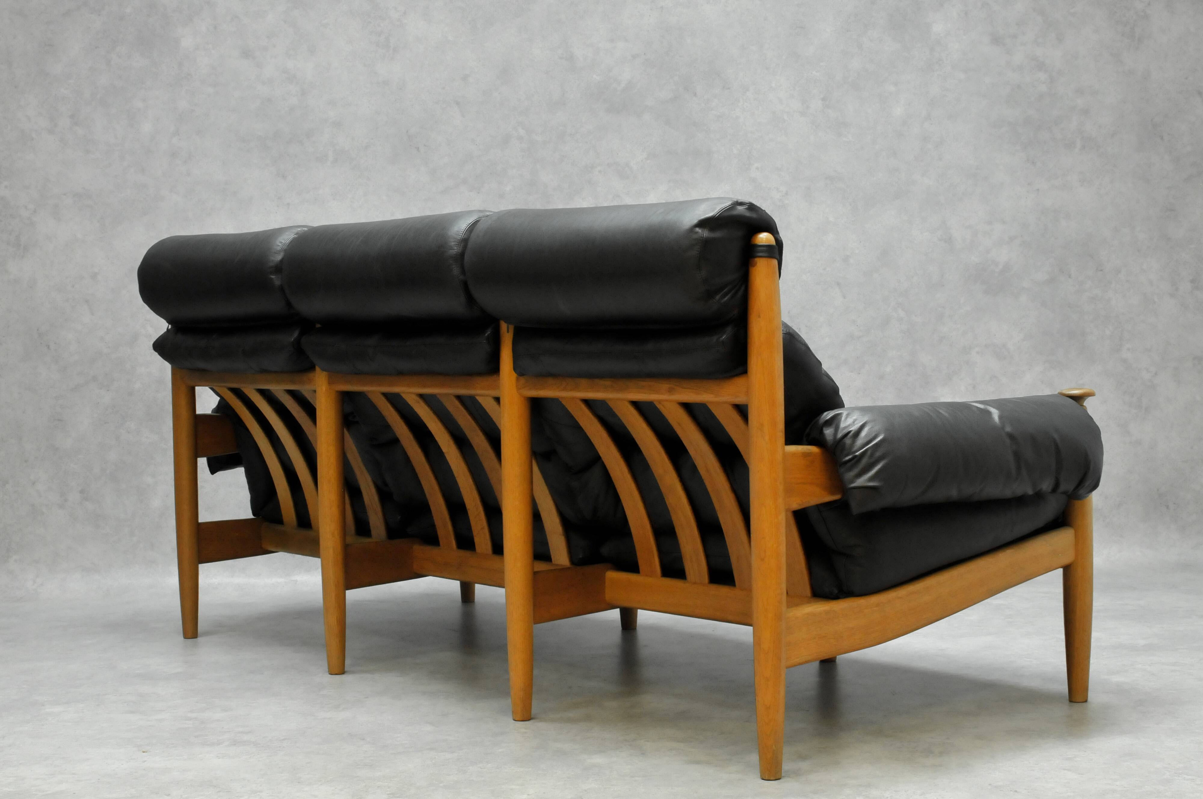 Leather vintage 3 seater sofa