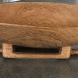 Carved wooden flat-plated - artisanal tribal art African cuisine