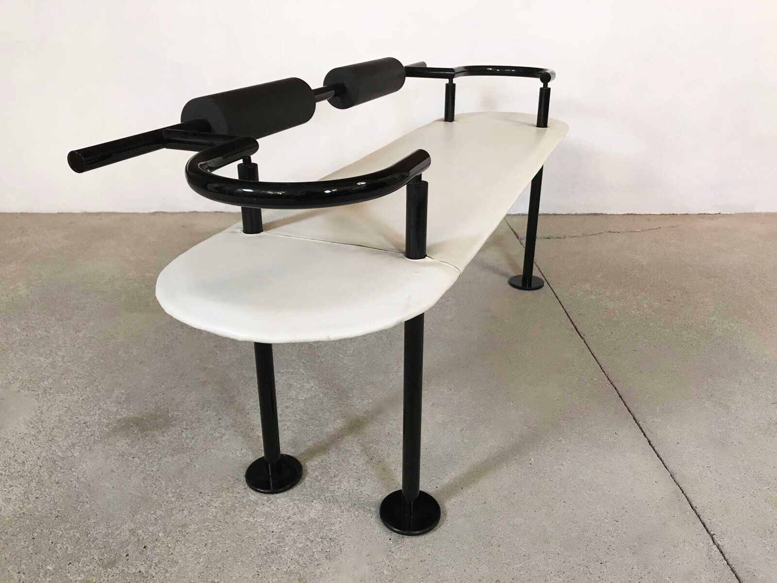 Postmodern Italian leather bench by Cy Mann for Polflex, 1980s