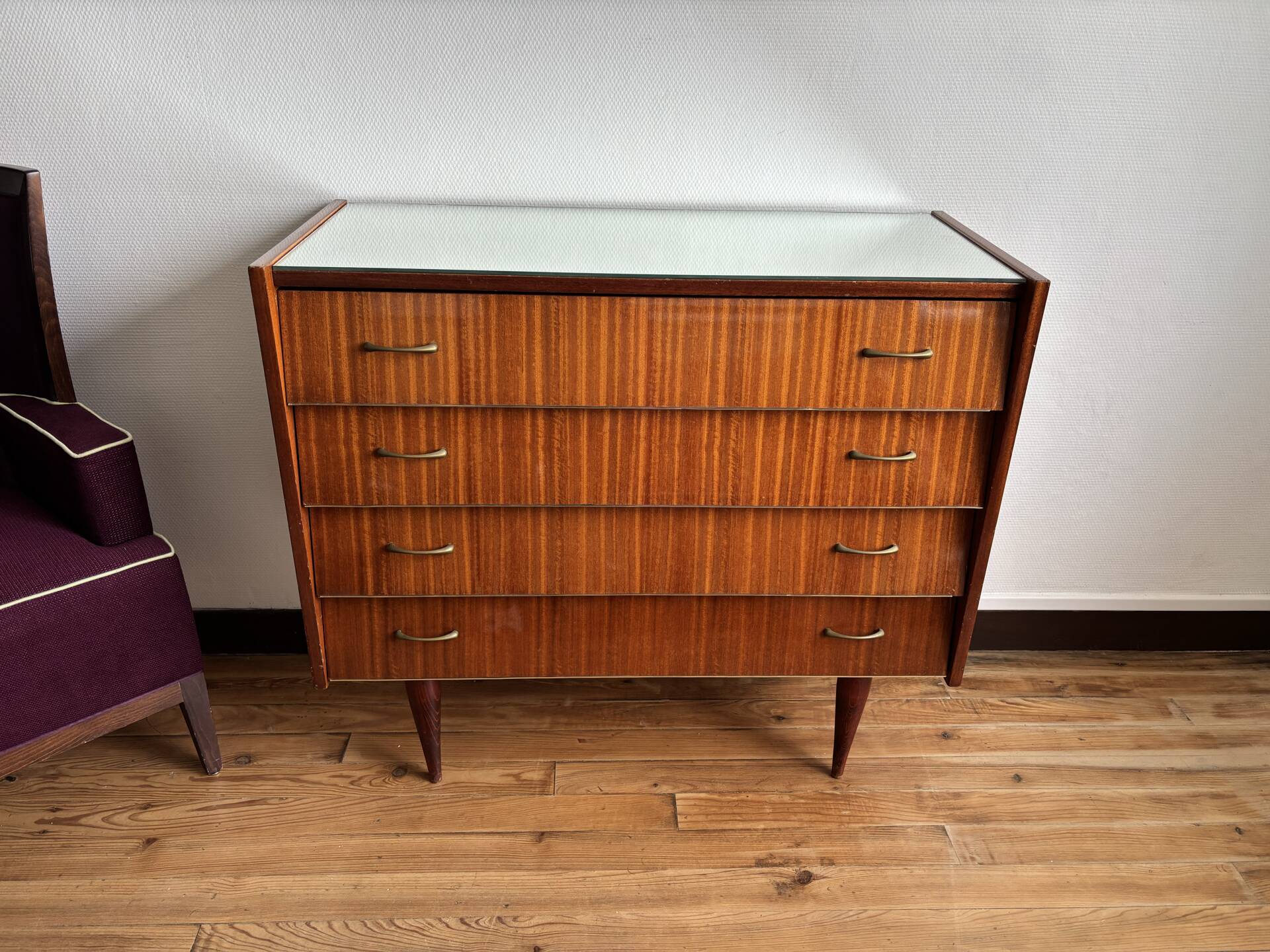 Vintage chest of drawers