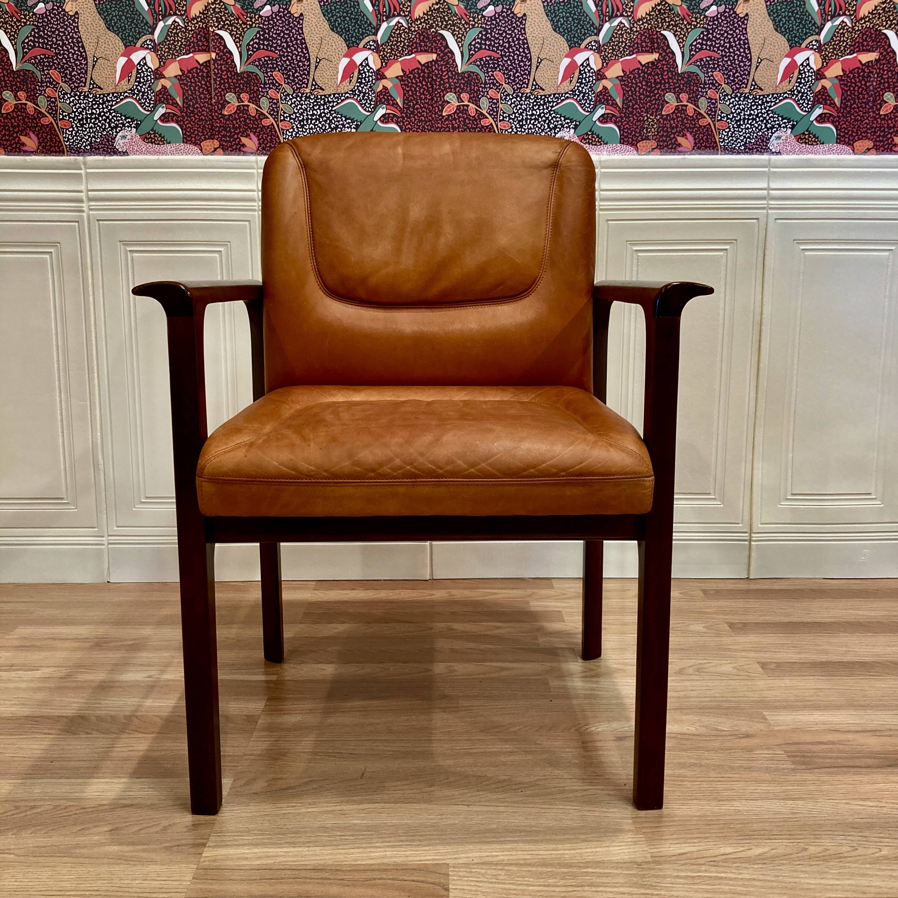Leather armchair "1960 design".