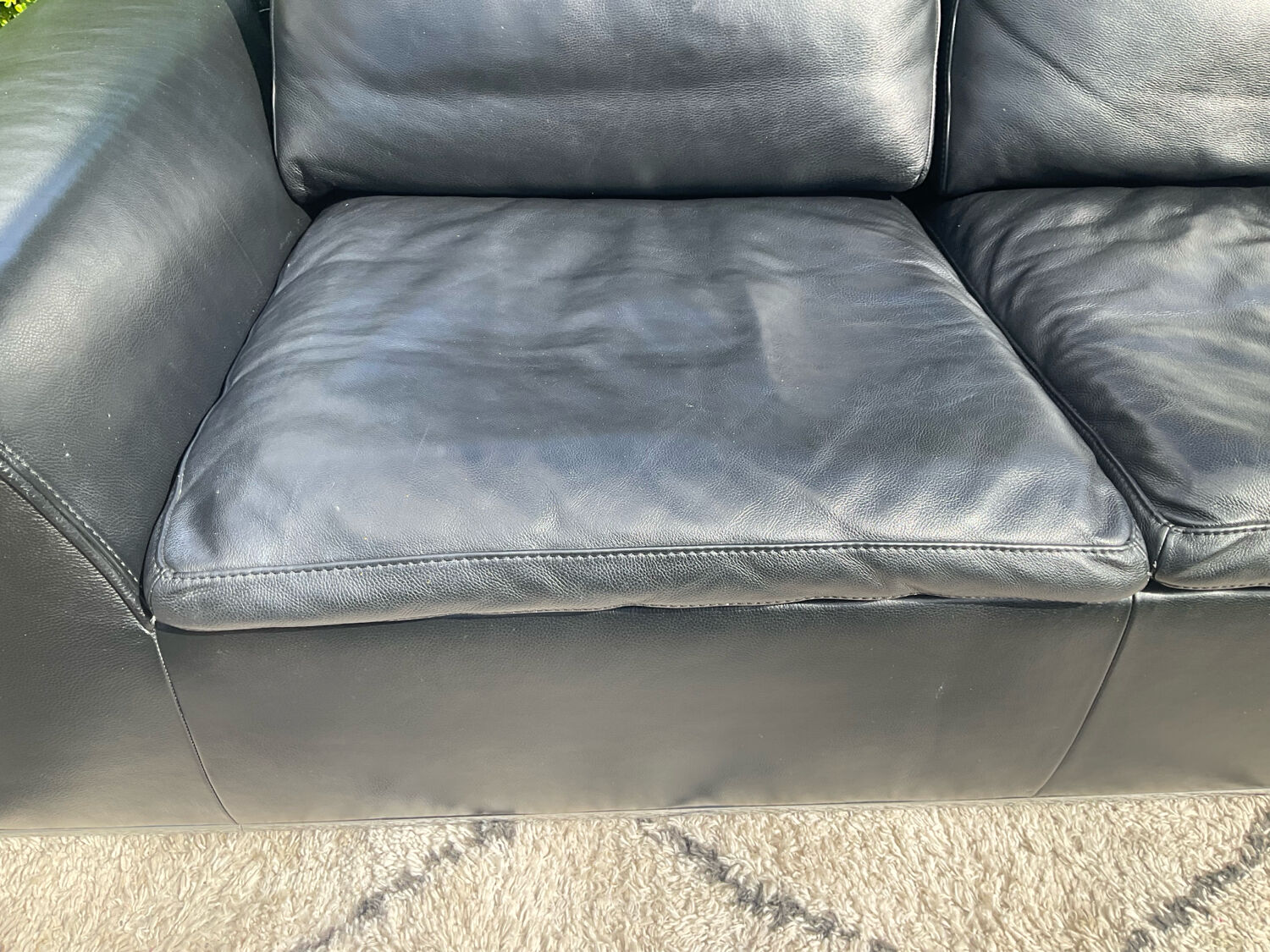 High-quality black leather Durlet sofa