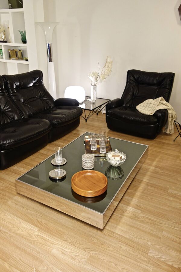 Fauteuil Orchidée en cuir de Michel Cadestin pour Airborne, France 1970's