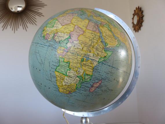 Globe Earth Girard and informed Baker years 40 50