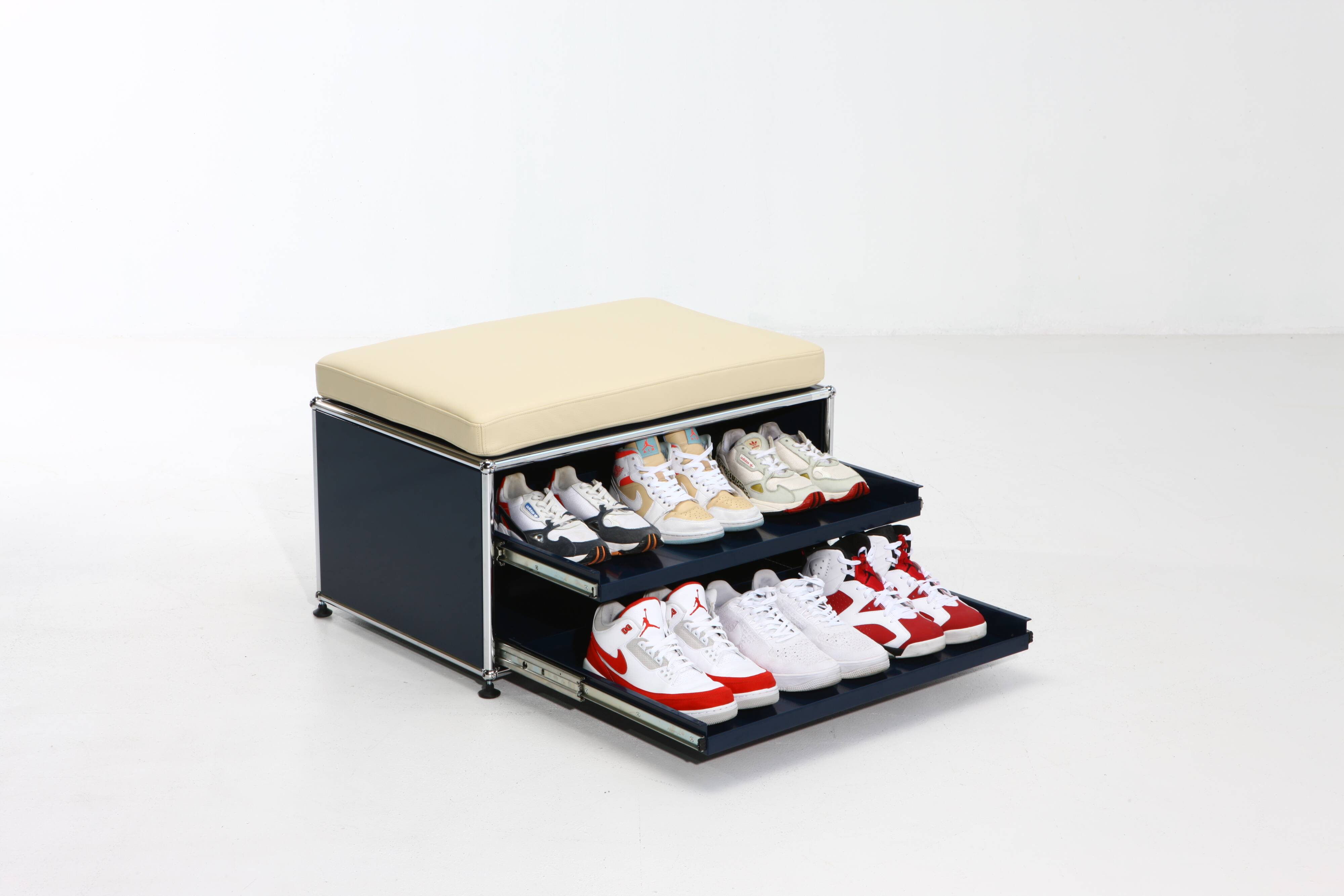 storage furniture with seating Usm Haller