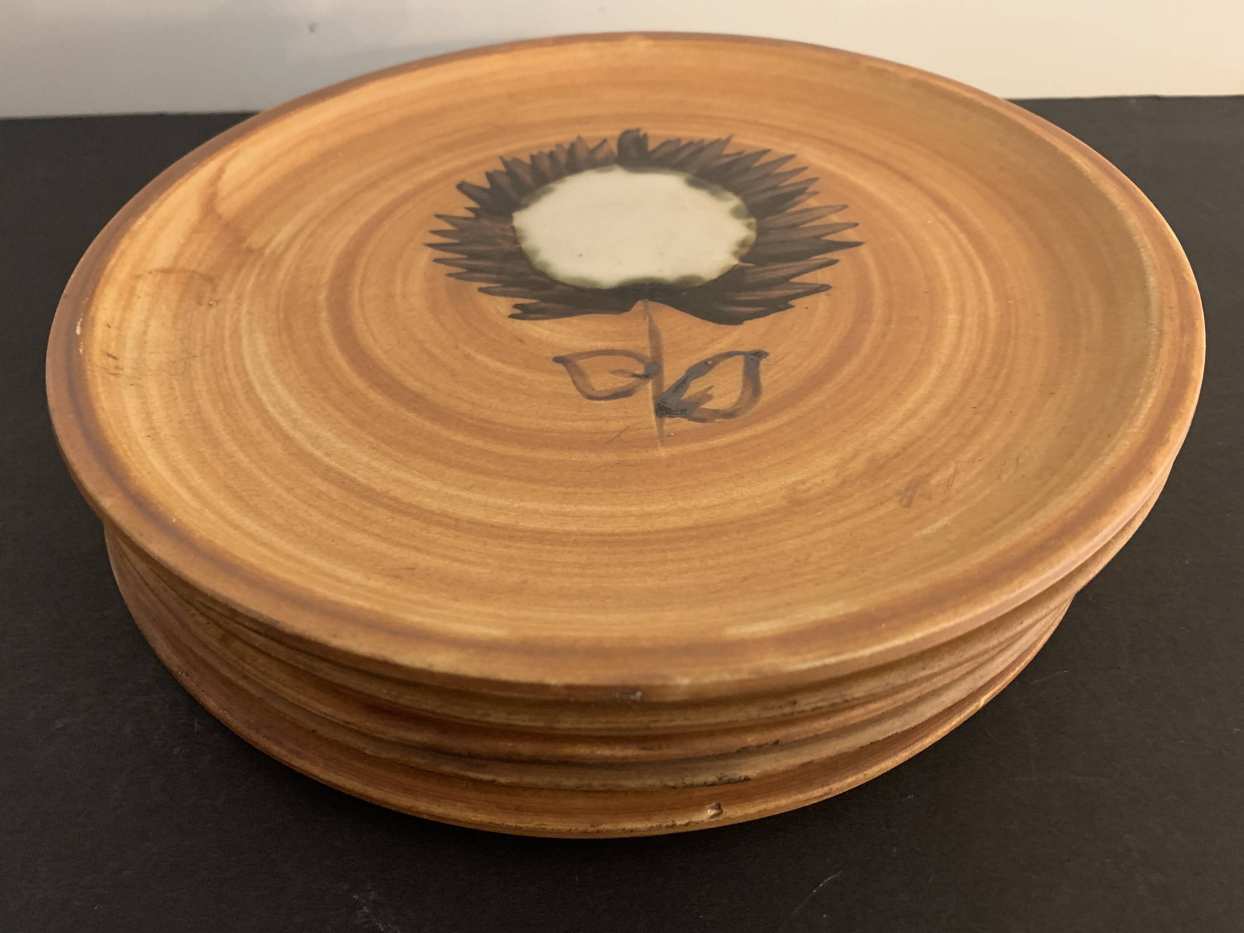 5 plates flat sunflower, Poterie de la Colombe, Vallauris style, 1970
