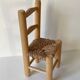 Chaise miniature pour poupée