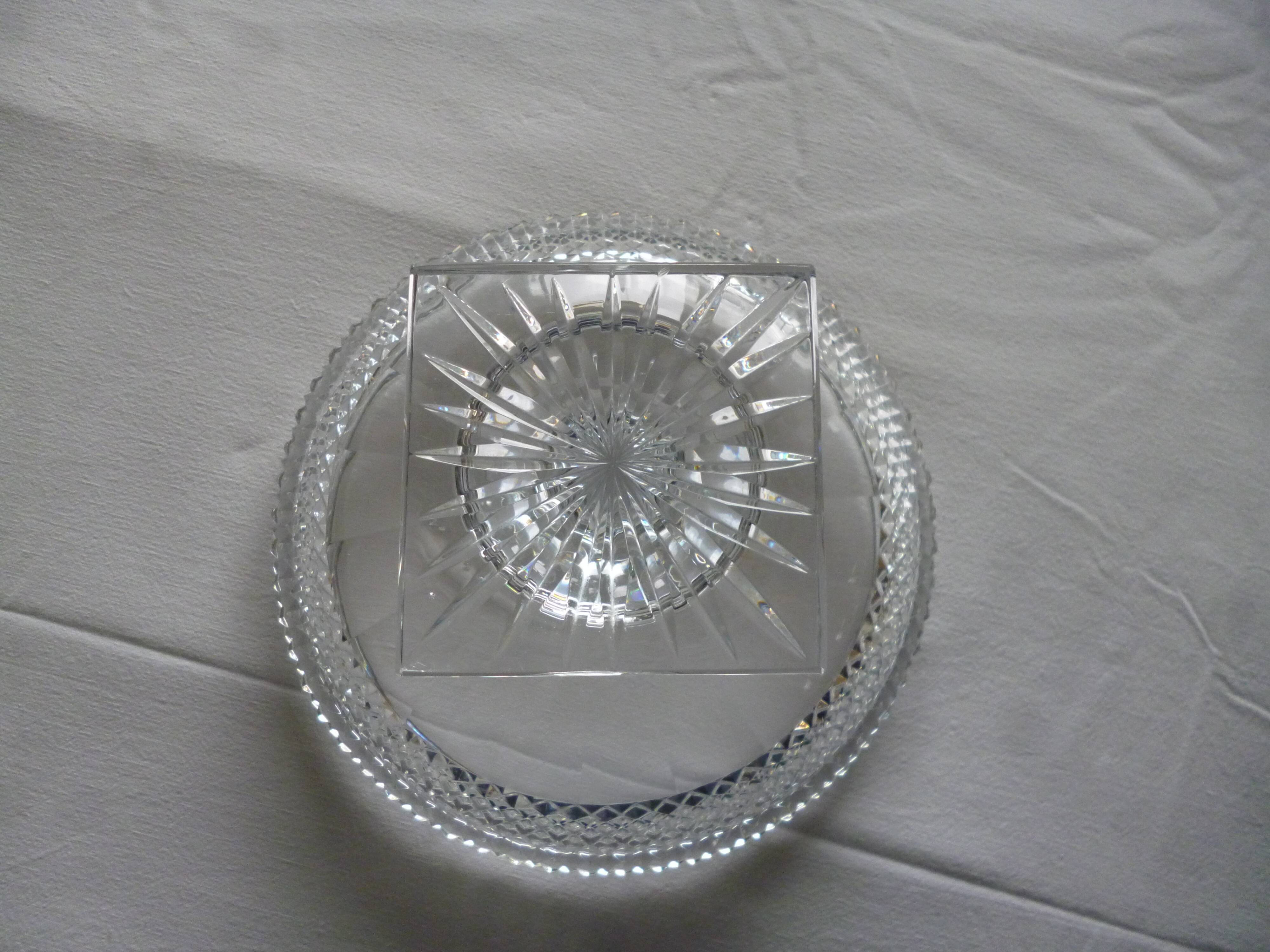 Cut crystal standing cup